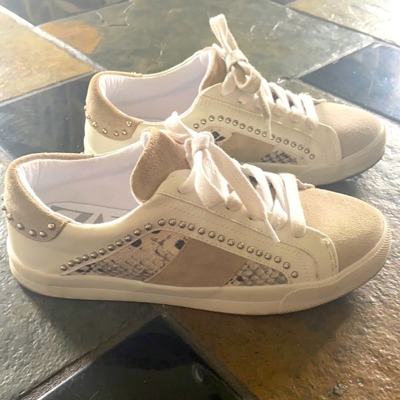 Zara Other - ZARA studded animal print sneaker